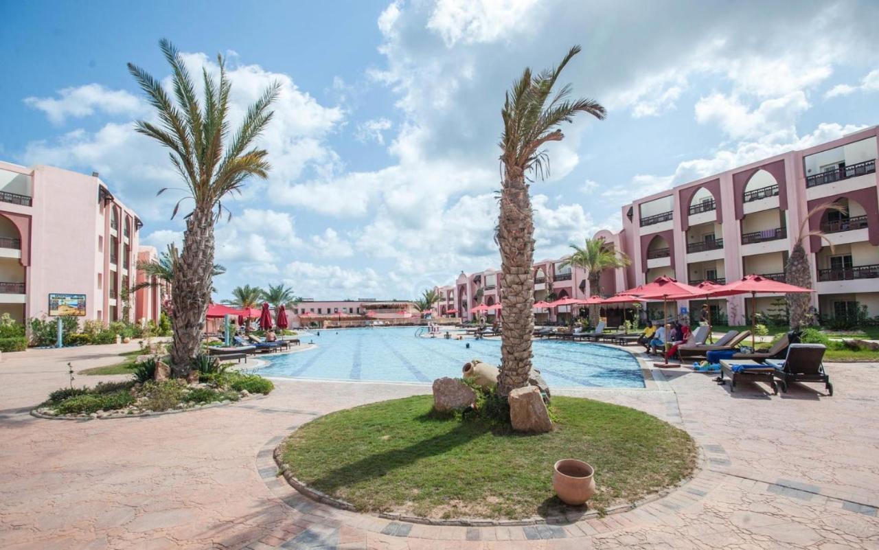 Hotel & Club Lella Meriam Зарзис Экстерьер фото