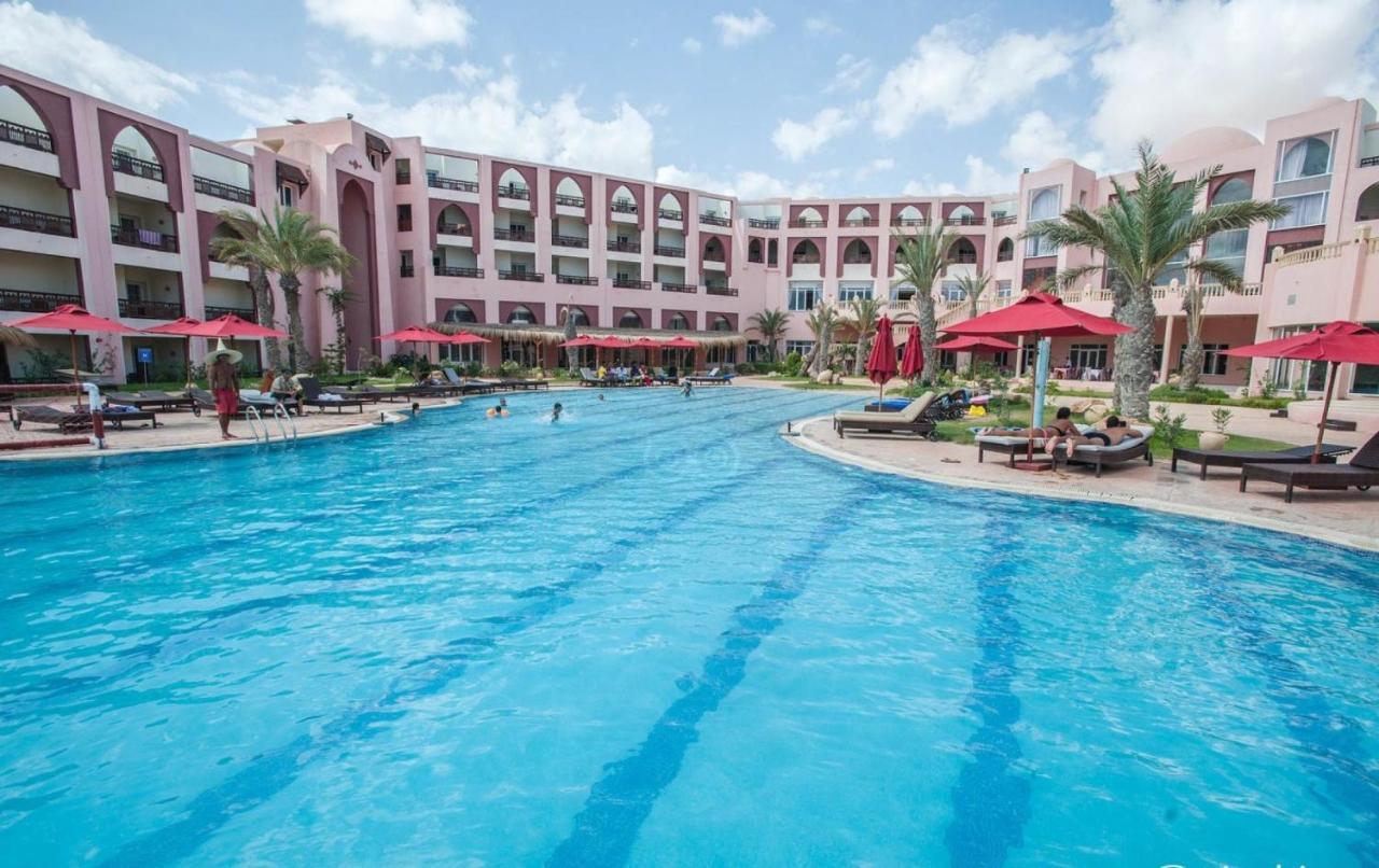 Hotel & Club Lella Meriam Зарзис Экстерьер фото