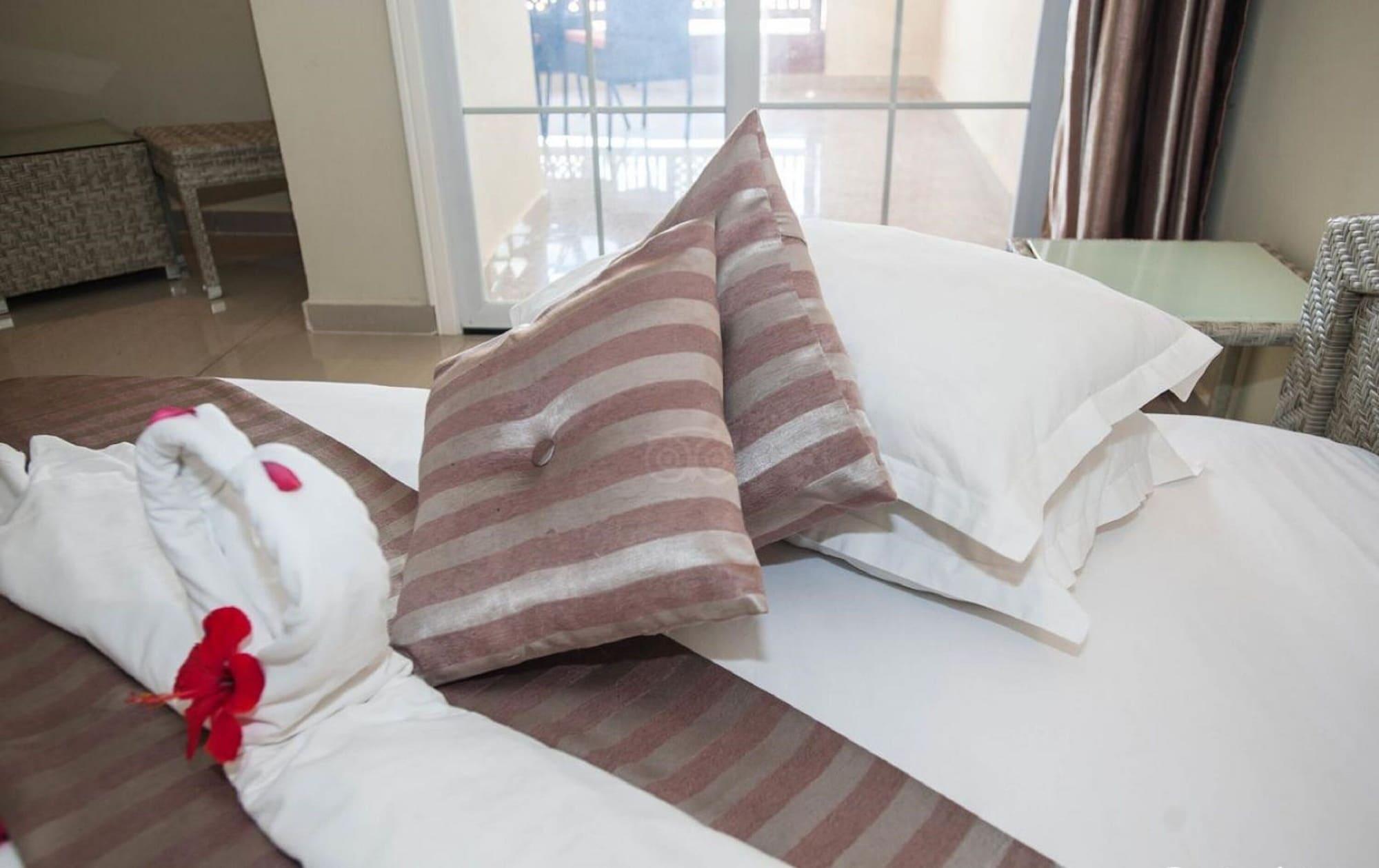 Hotel & Club Lella Meriam Зарзис Экстерьер фото