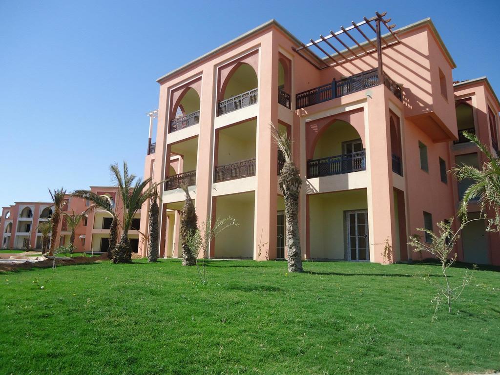 Hotel & Club Lella Meriam Зарзис Экстерьер фото