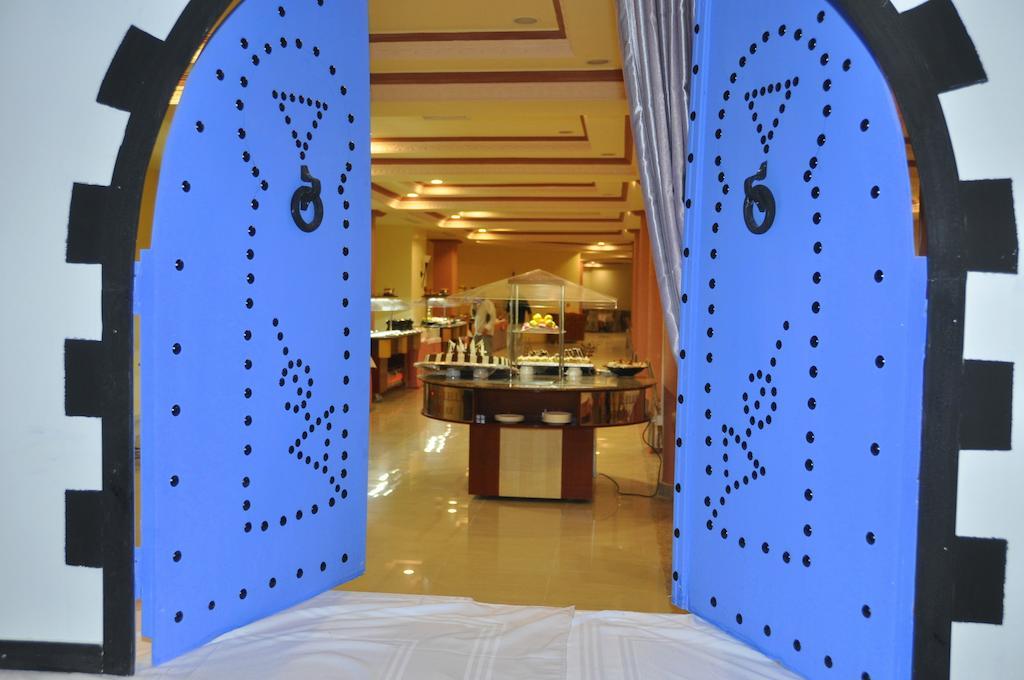 Hotel & Club Lella Meriam Зарзис Экстерьер фото